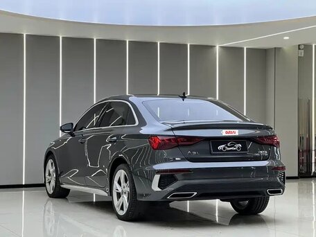 2022 Audi A3 35 TFSI Long IV (8Y), серый, 2437007 рублей, вид 4