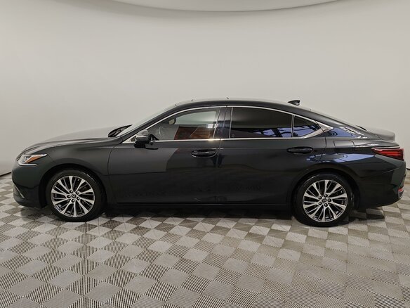 2020 Lexus ES 250 VII, чёрный, 3675000 рублей - вид 7