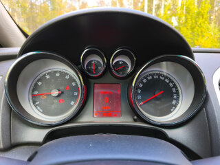 2013 Opel Astra GTC J Рестайлинг, голубой, 580000 рублей, вид 5