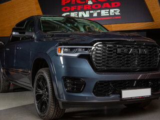 2026 Ram 1500 Crew Cab V Рестайлинг, синий, 12098000 рублей, вид 2