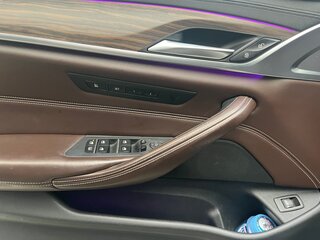 2018 BMW 5 серии 520d VII (G30/G31/G38), синий, 3800000 рублей, вид 3