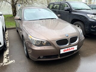 2003 BMW 5 серии 530i V (E60/E61), коричневый, 899999 рублей, вид 3