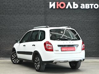 2024 Lada (ВАЗ) Granta Cross I Рестайлинг, белый, 970000 рублей, вид 4