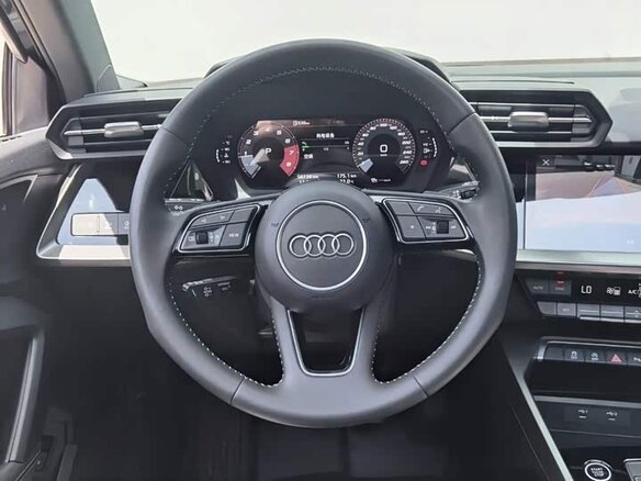 2023 Audi A3 35 TFSI IV (8Y), серебристый, 2100000 рублей - вид 5