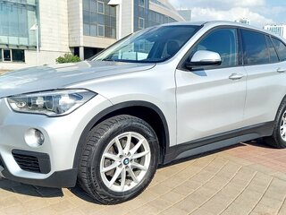 2018 BMW X1 18d sDrive II (F48), серебристый, 2219996 рублей, вид 2