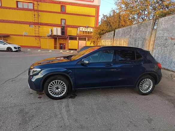 2019 Mercedes-Benz GLA 200 I (X156) Рестайлинг, синий, 2000000 рублей - вид 7