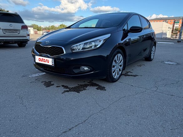 2015 Kia Ceed II, чёрный, 1000000 рублей