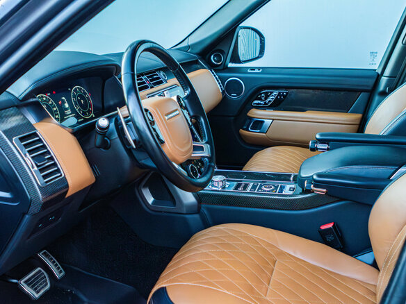 2021 Land Rover Range Rover IV Рестайлинг, серый, 7500000 рублей - вид 14