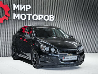 2014 Chevrolet Aveo II, чёрный, 770000 рублей, вид 3
