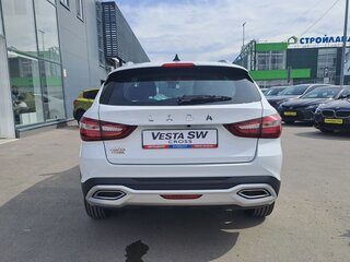2026 Lada (ВАЗ) Vesta SW Cross I Рестайлинг (NG), белый, 2098000 рублей, вид 4