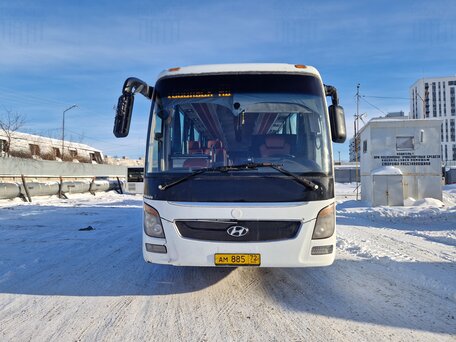2012 Hyundai Universe, белый, 1600000 рублей, вид 1