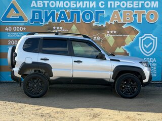 2022 Lada (ВАЗ) Niva Travel I, серый, 930000 рублей, вид 4