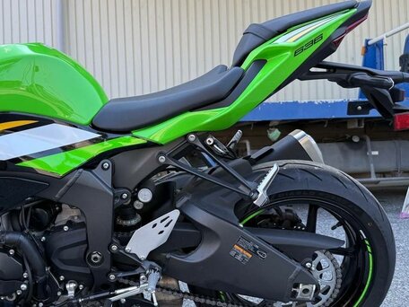 2025 Kawasaki ZX-6 Ninja, зелёный, 1200000 рублей, вид 4