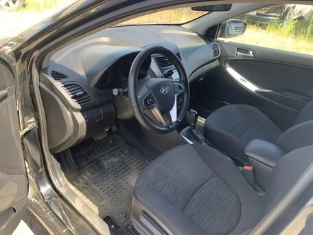 2016 Hyundai Solaris I Рестайлинг, чёрный, 841000 рублей, вид 3