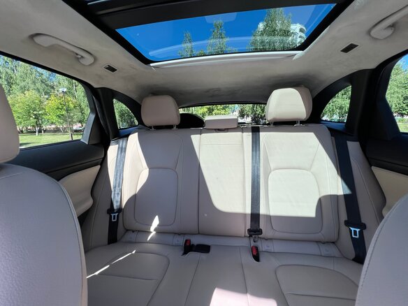 2019 Jaguar F-Pace I, чёрный, 3580000 рублей - вид 9