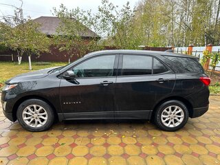 2018 Chevrolet Equinox III, чёрный, 1500000 рублей, вид 4