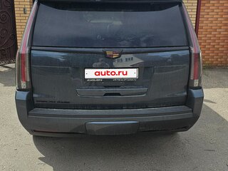 2020 Cadillac Escalade IV, серый, 5700000 рублей, вид 3