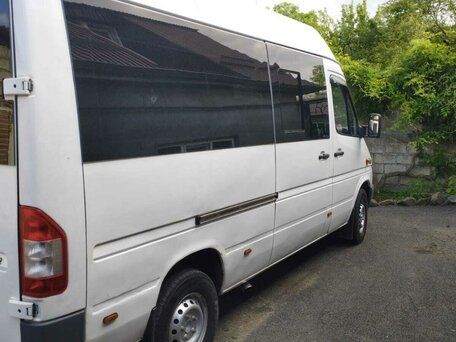 2001 Mercedes-Benz Sprinter Classic, белый, 1050000 рублей, вид 1