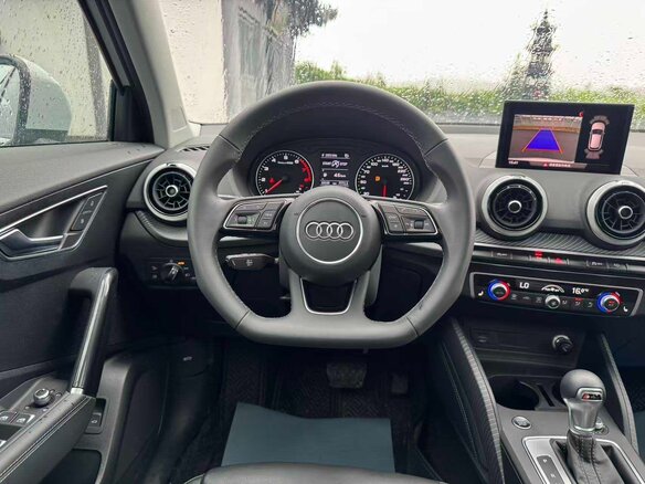 2023 Audi Q2 35 TFSI I Рестайлинг, белый - вид 9