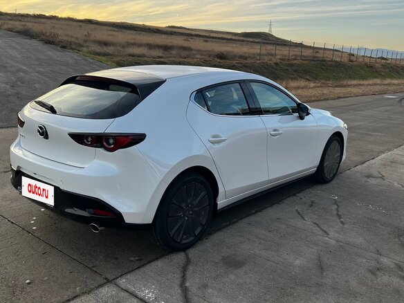 2026 Mazda 3 IV (BP), белый, 3600000 рублей - вид 2