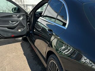 2021 Mercedes-Benz E-Класс 220 d V (W213, S213, C238) Рестайлинг, чёрный, 3599999 рублей, вид 4