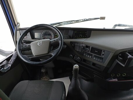 2016 Volvo FH, синий, 5202000 рублей, вид 5