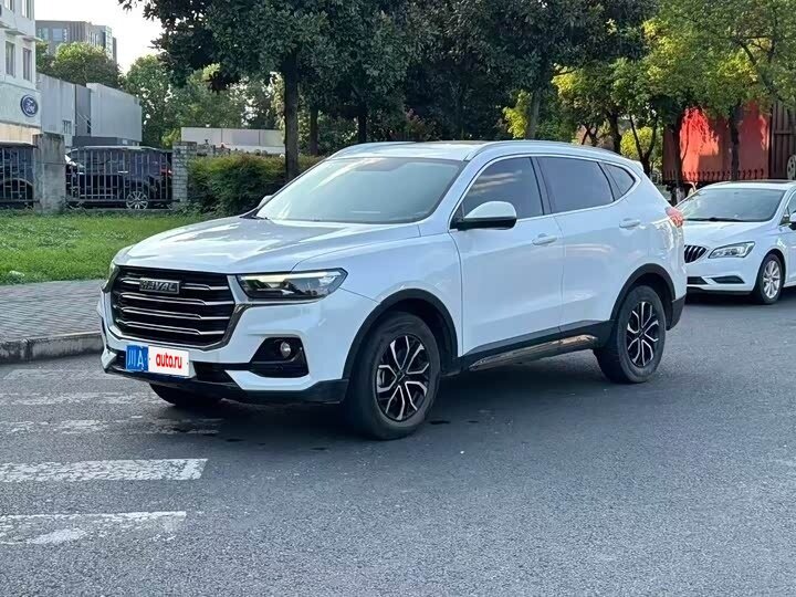 Открыть фотографии: Haval H6 II Рестайлинг