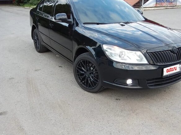 2011 Skoda Octavia II (A5) Рестайлинг, чёрный, 1150000 рублей - вид 5
