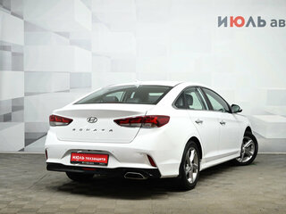 2018 Hyundai Sonata VII (LF) Рестайлинг, белый, 1550000 рублей, вид 4