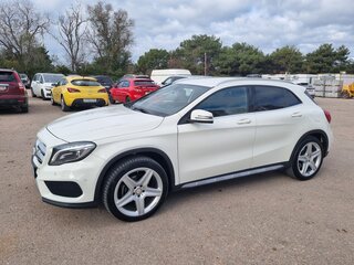 2015 Mercedes-Benz GLA 200 I (X156), белый, 1900000 рублей, вид 4