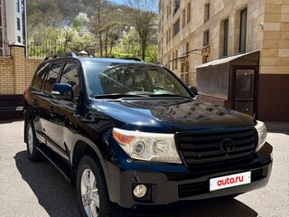 2012 Toyota Land Cruiser 200 Series Рестайлинг 1, чёрный, 3900000 рублей, вид 2