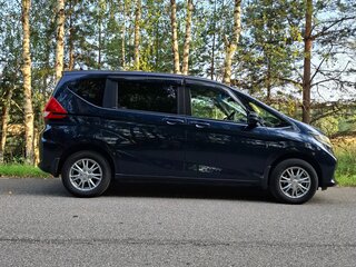 2020 Honda Freed II Рестайлинг, синий, 1870000 рублей, вид 5