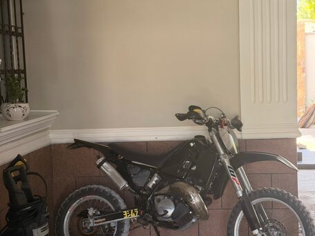 1992 Honda CRM 250, чёрный, 180000 рублей, вид 1