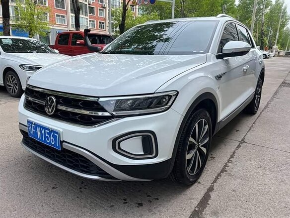2023 Volkswagen T-Roc I Рестайлинг, белый, 1890000 рублей