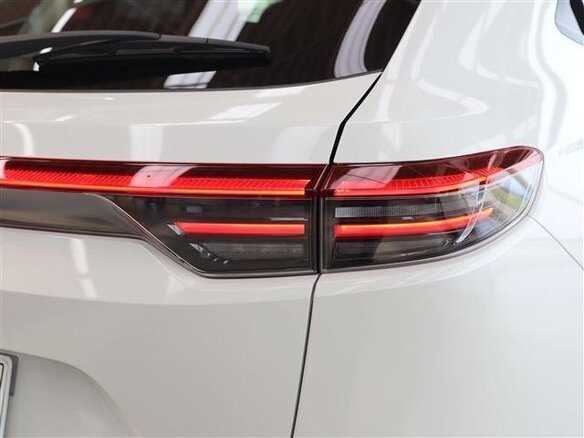 2025 Honda Vezel II Рестайлинг, белый, 2380007 рублей - вид 6
