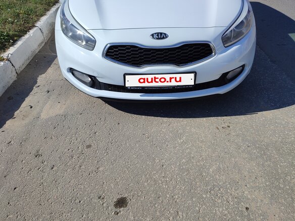 2013 Kia Ceed II, белый, 950000 рублей - вид 1