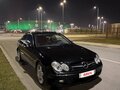 2004 Mercedes-Benz CLK-Класс 200 II (W209), чёрный, 950000 рублей - вид 2