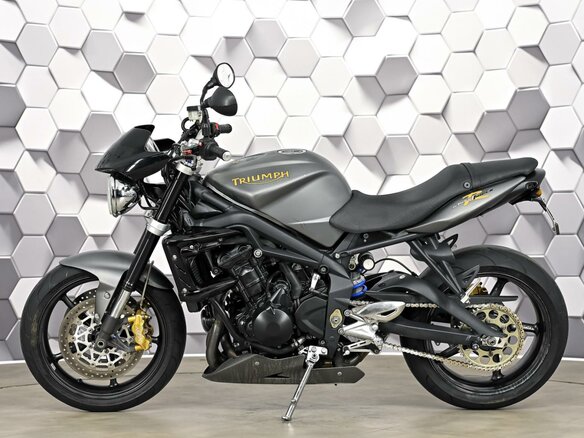 2010 Triumph Street Triple, серый, 449000 рублей - вид 3