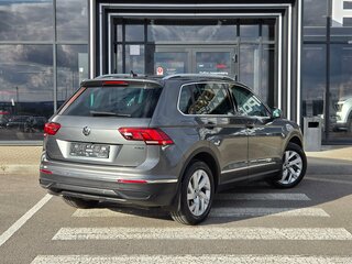 2021 Volkswagen Tiguan II Рестайлинг, серый, 2747000 рублей, вид 4