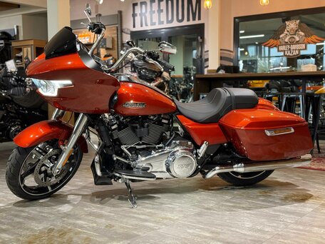 2024 Harley-Davidson Road Glide, красный, 3600000 рублей, вид 4