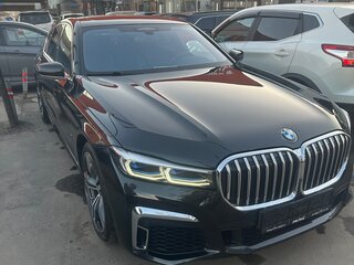 2020 BMW 7 серии Long 740Ld xDrive VI (G11/G12) Рестайлинг, чёрный, 7500000 рублей, вид 4
