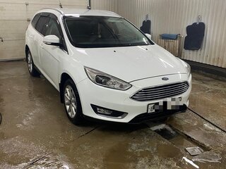 2017 Ford Focus III Рестайлинг, белый, 1200000 рублей, вид 1