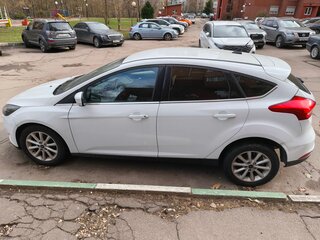 2017 Ford Focus III Рестайлинг, белый, 825000 рублей, вид 4