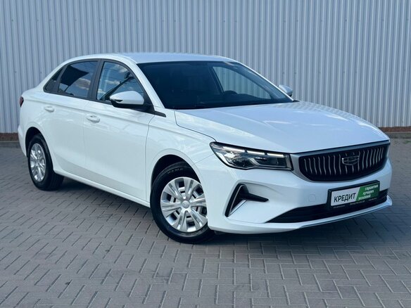 2024 Geely Emgrand II, белый - вид 3