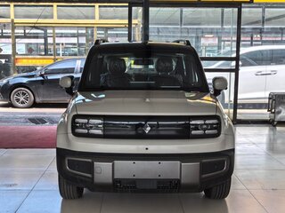 2026 Baojun Yep Plus, бежевый, 1566666 рублей, вид 2