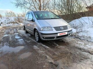 2008 Volkswagen Sharan I Рестайлинг 2, серебристый, 750000 рублей, вид 2