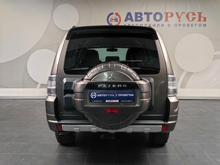 2011 Mitsubishi Pajero IV Рестайлинг 1, коричневый, 1571000 рублей, вид 4