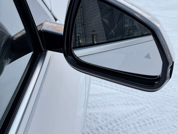 2025 BMW X1 25Li xDrive III (U11/U12), белый - вид 10