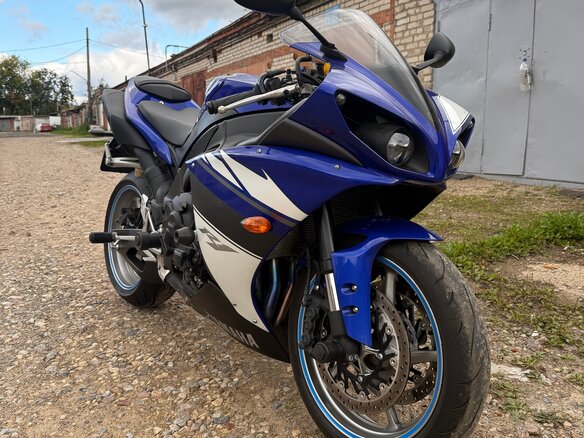 2009 Yamaha YZF-R1, синий, 1050000 рублей - вид 1
