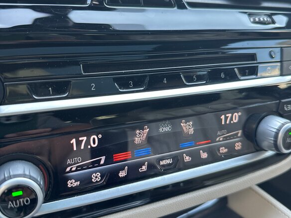 2017 BMW 6 серии 630d xDrive IV (G32), пурпурный - вид 26